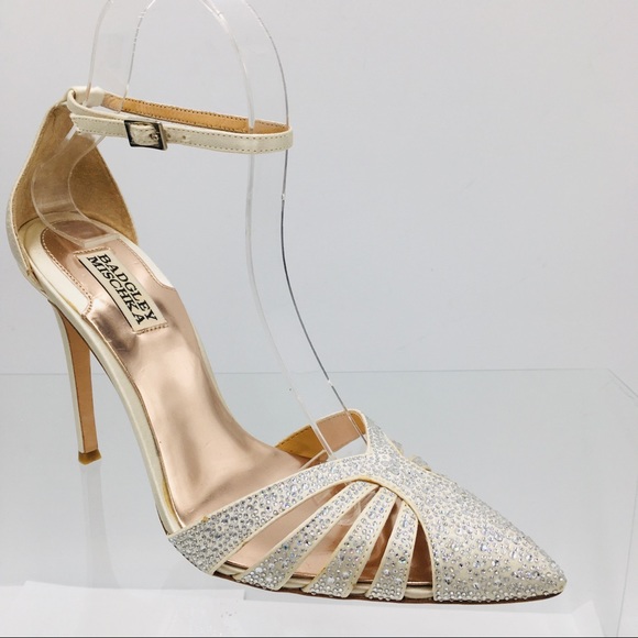 Badgley Mischka Ivory Satin Bridal Heels - Picture 2 of 16